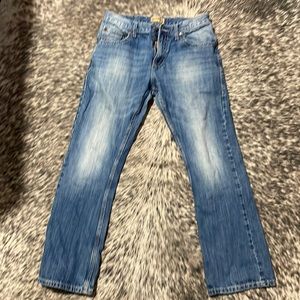 Men’s Wrangler Retro’s 32x32, light shade of denim